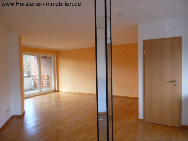 Gievenbeck: Pfiffige 3-Zi-Wohnung mit Loggia, EBK und Stellplatz!