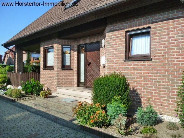                                                                                           Top geflegtes, freistehendes Einfamilienhaus in ruhiger Lage