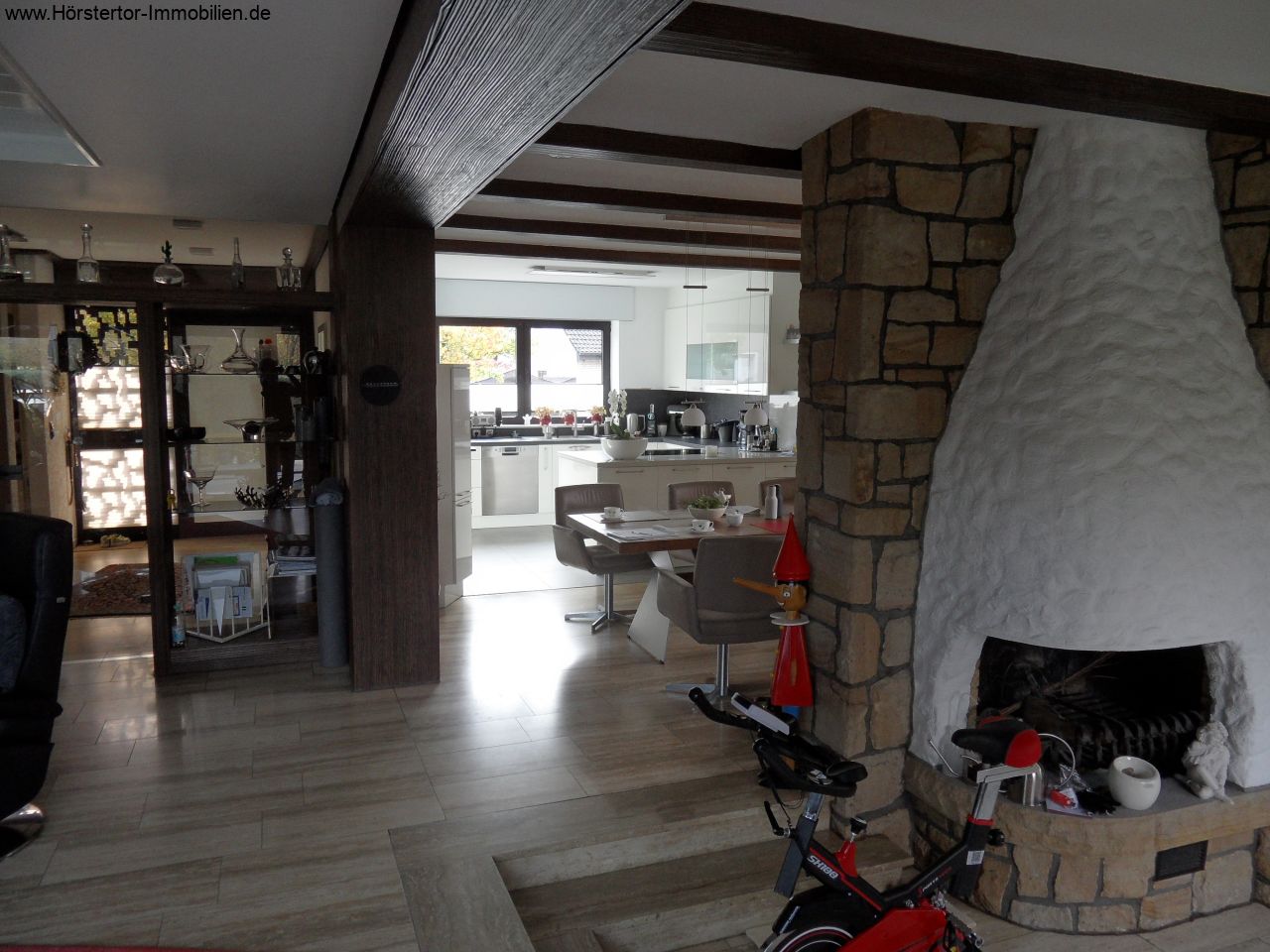 Großes Haus mit vielen Highlights!