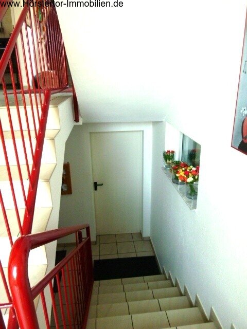Angelmodde, für "Wochenendfahrer": teilmöbliertes Souterrain-Apartment mit EBK