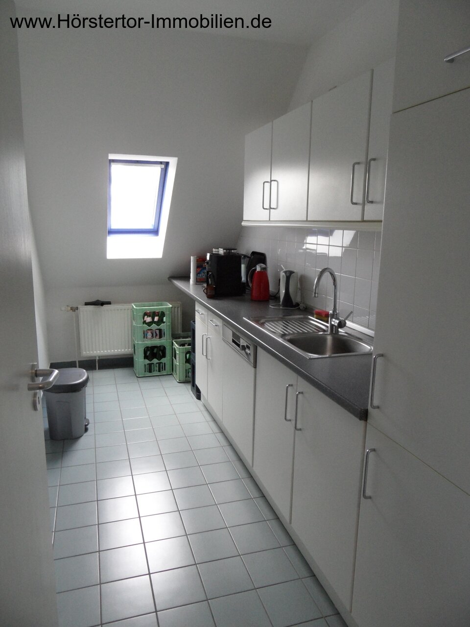 Einbauküche inkl. Spülmaschine und Kühlschrank Einbauküche inkl. Spülmaschine und Kühlschrank